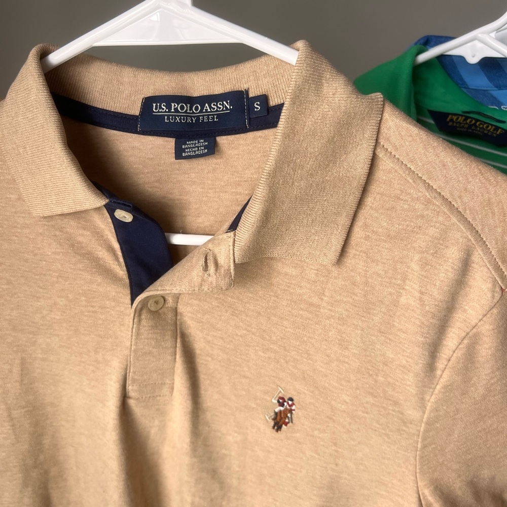 Men’s polo shirt bundle: US polo assn, polo golf, vineyard vines, all size small - Picture 2 of 7